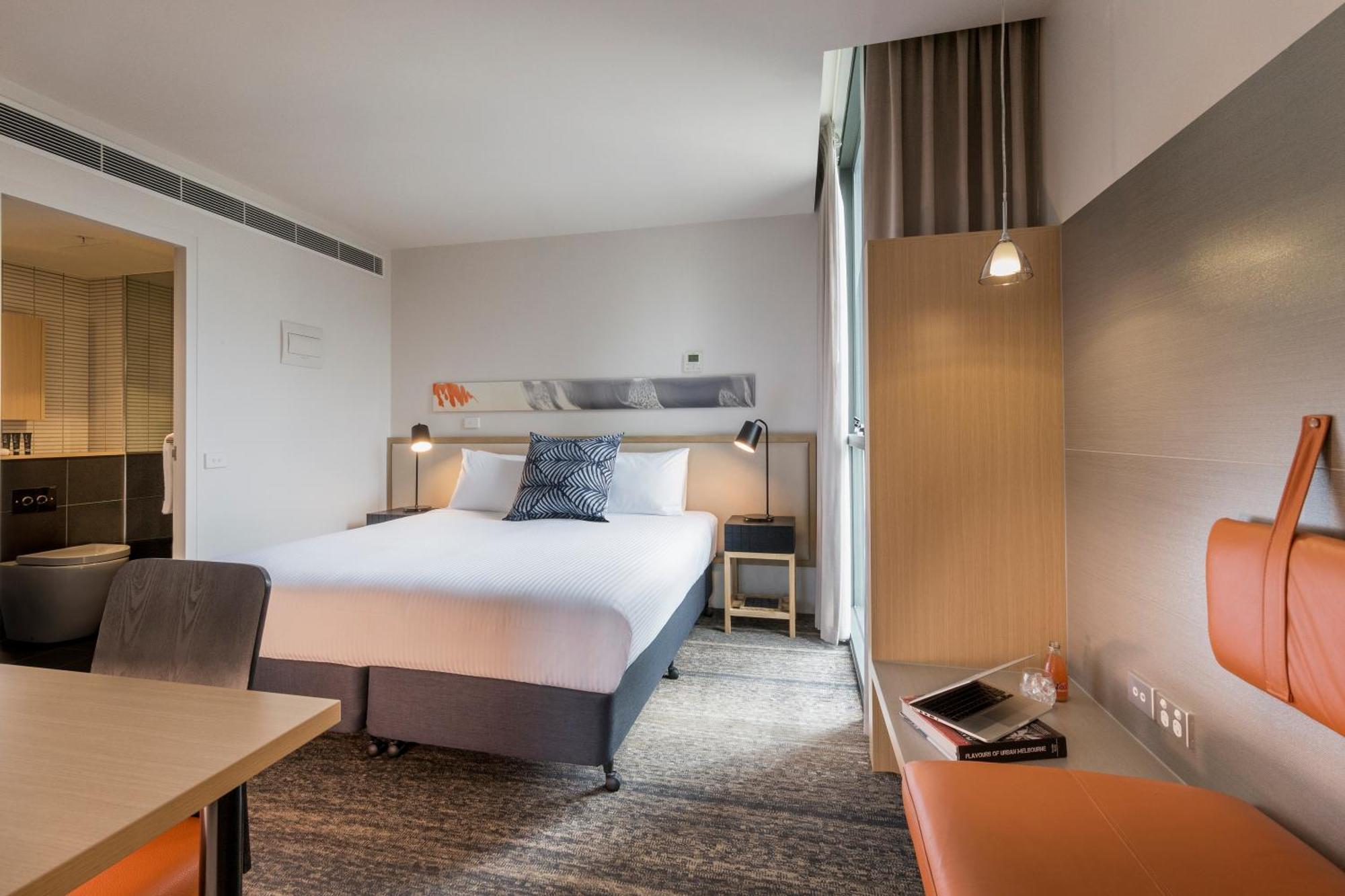 Brady Hotels Central Мельбурн Экстерьер фото
